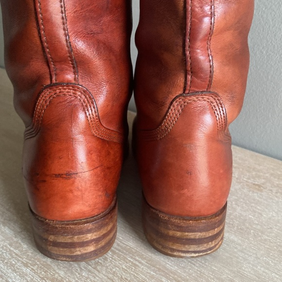 FRYE knee high leather boots size 7. In good condition!! - Picture 8 of 16